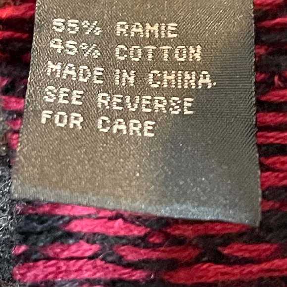 Nomadic Traders Red & Black Fair Isle Sweater Size M - Picture 5 of 6